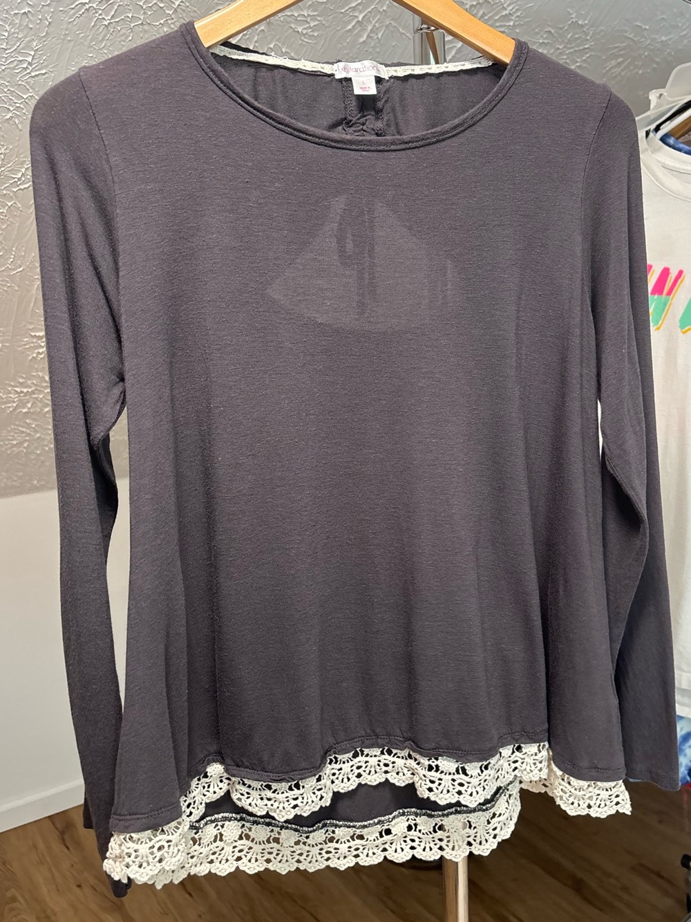 xhilaration longsleeve boho top with lace hemline and open back detail, large